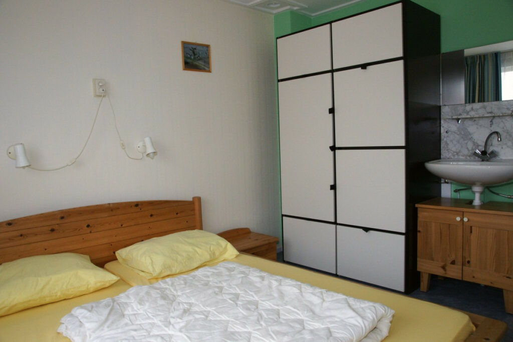 5a-slaapkamer-merelnest-jpg-scaletype-1-width-1200-height-1200-ext_3262090383.jpeg