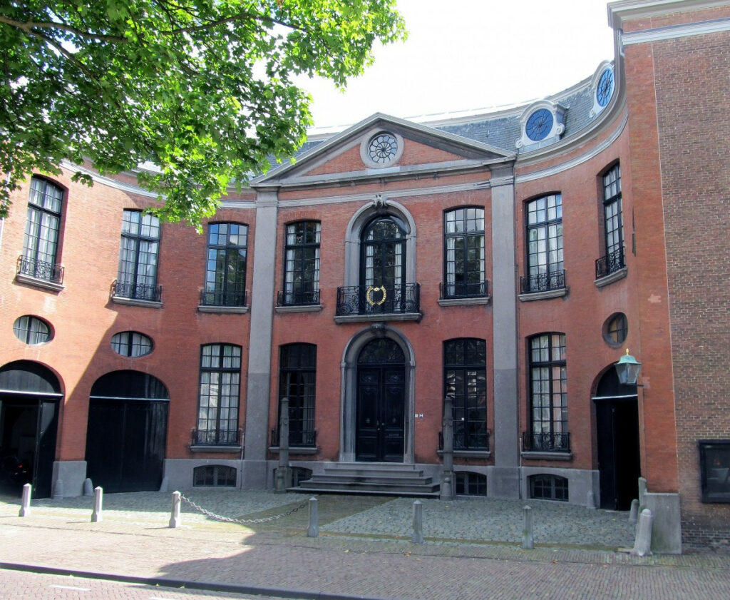 van-de-perrehuis-middelburg-jpg-scaletype-1-width-1200-height-1200-ext_1646472895.jpeg