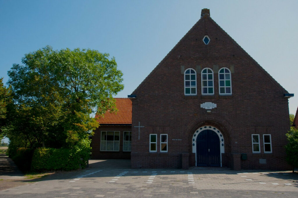 walcheren-stlaurens-gereformeerdekerk-noordweg-1-jpg-scaletype-1-width-1200-height-1200-ext_1790996843.jpeg