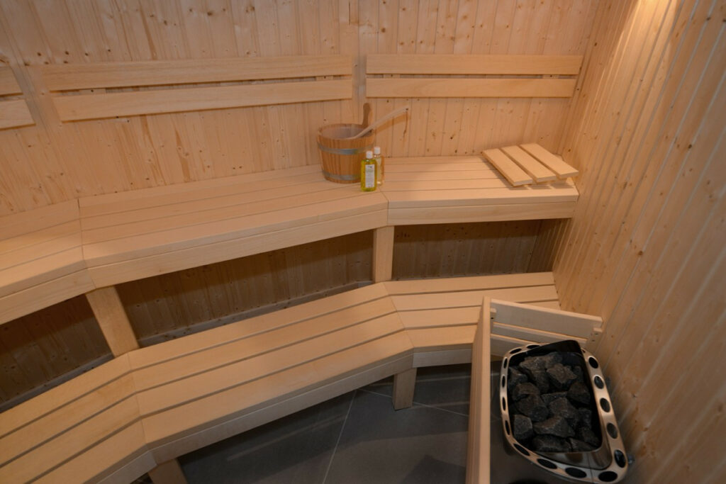 sauna-7362-small-jpg-scaletype-1-width-1200-height-1200-ext_1091174112.jpeg